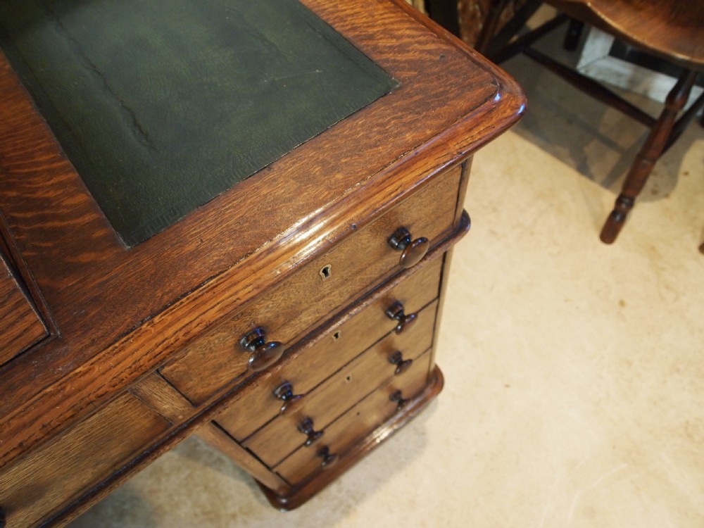 Desk stunning Victorian Oak twin pedestal c1860 View XIII