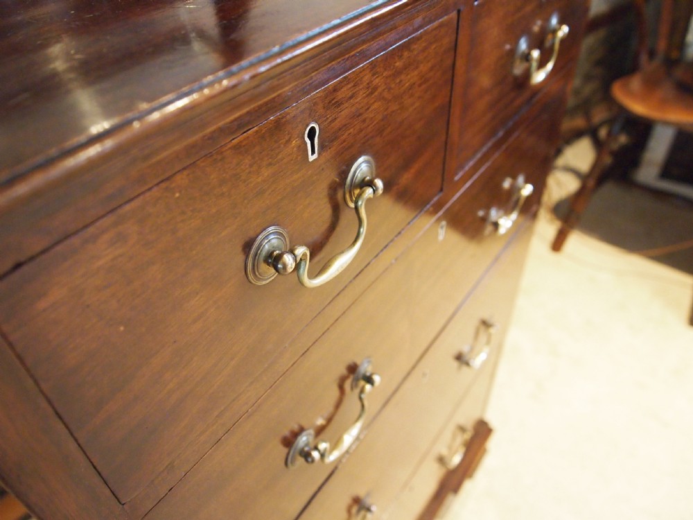 Chest of drawers dressing chest Edwardian Mahogany slim c1900 View V