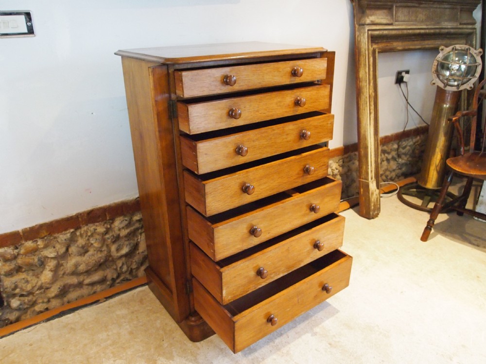 Chest of drawers Wellington chest Oak Victorian c1870 View VI