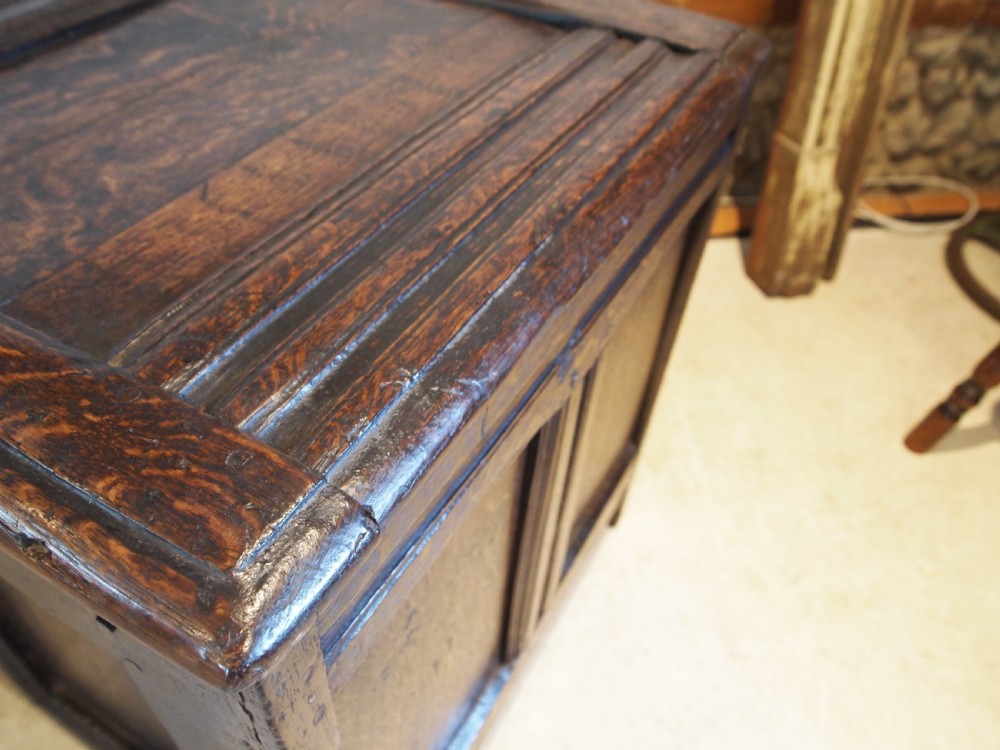 Coffer chest trunk small Oak William and Mary c1690 View II