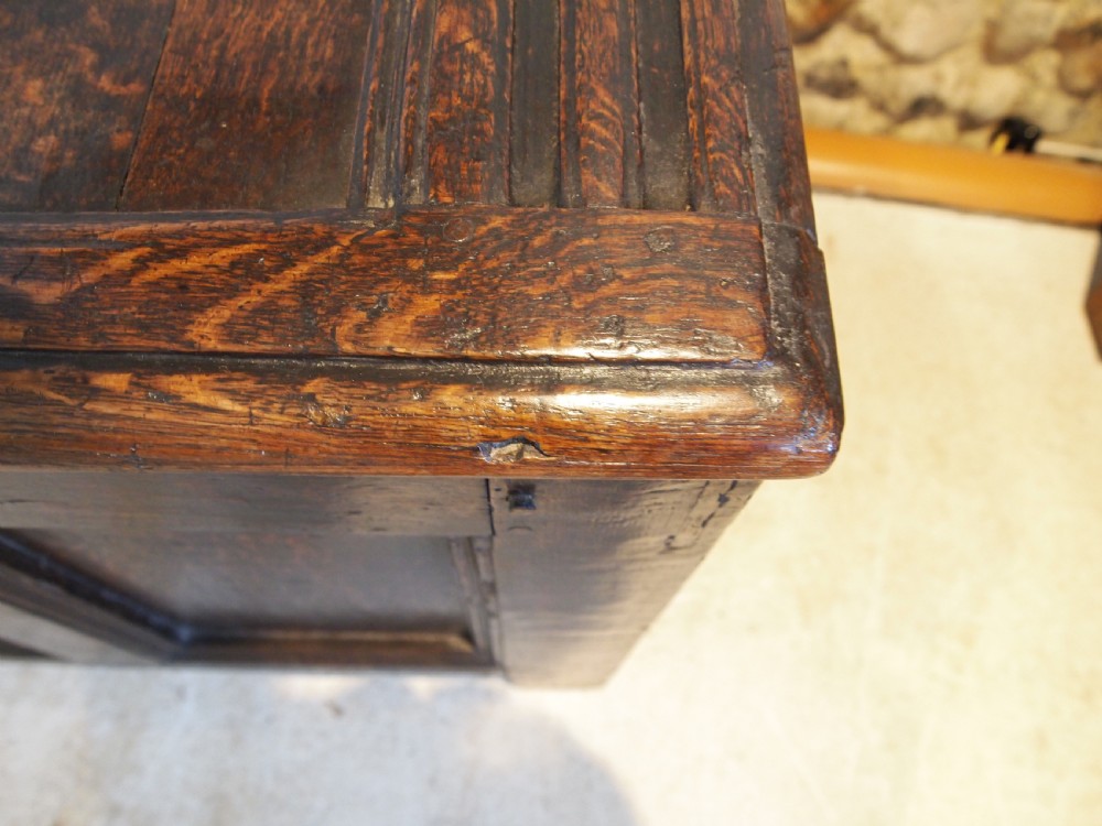 Coffer chest trunk small Oak William and Mary c1690 View III