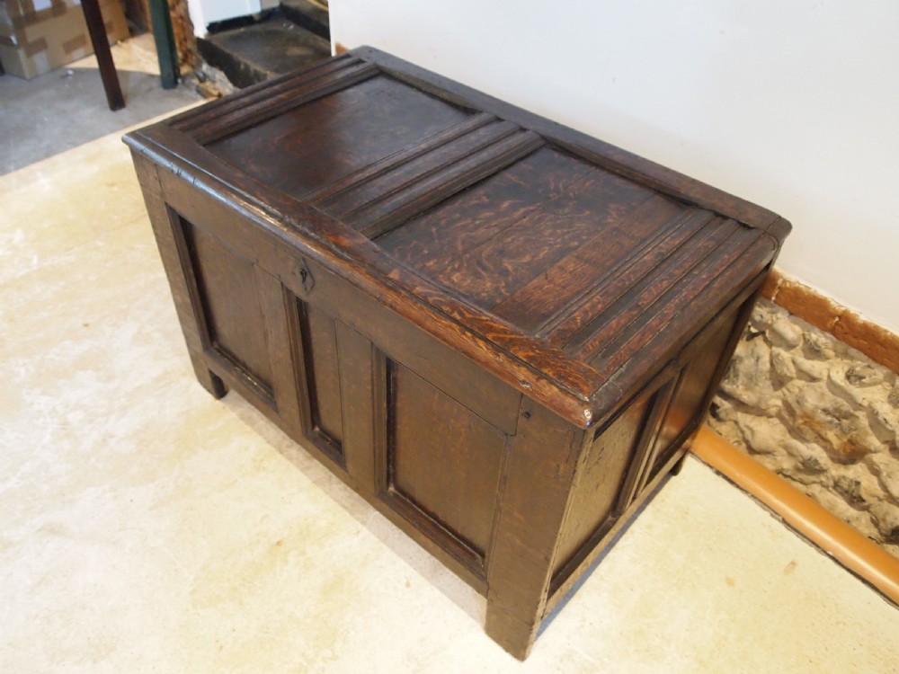 Coffer chest trunk small Oak William and Mary c1690 View XIII