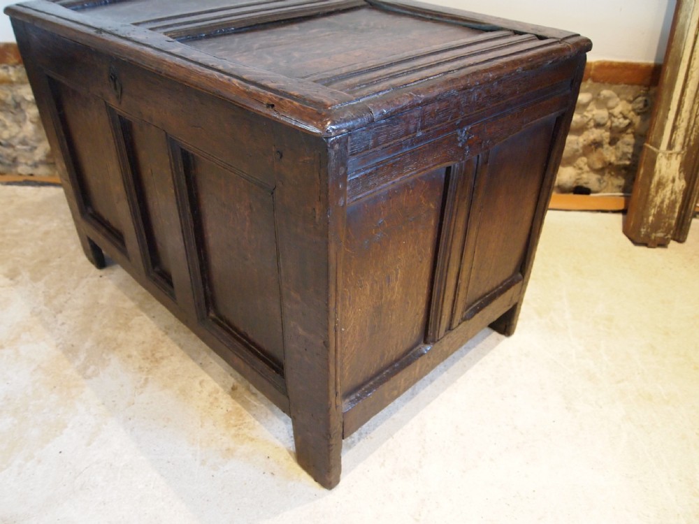 Coffer chest trunk small Oak William and Mary c1690 View XIV