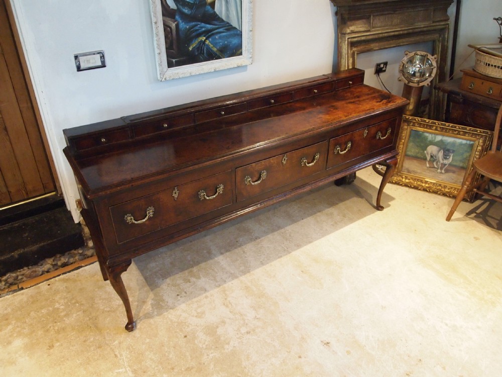 Dresser very special George II Oak sideboard c1740 View II