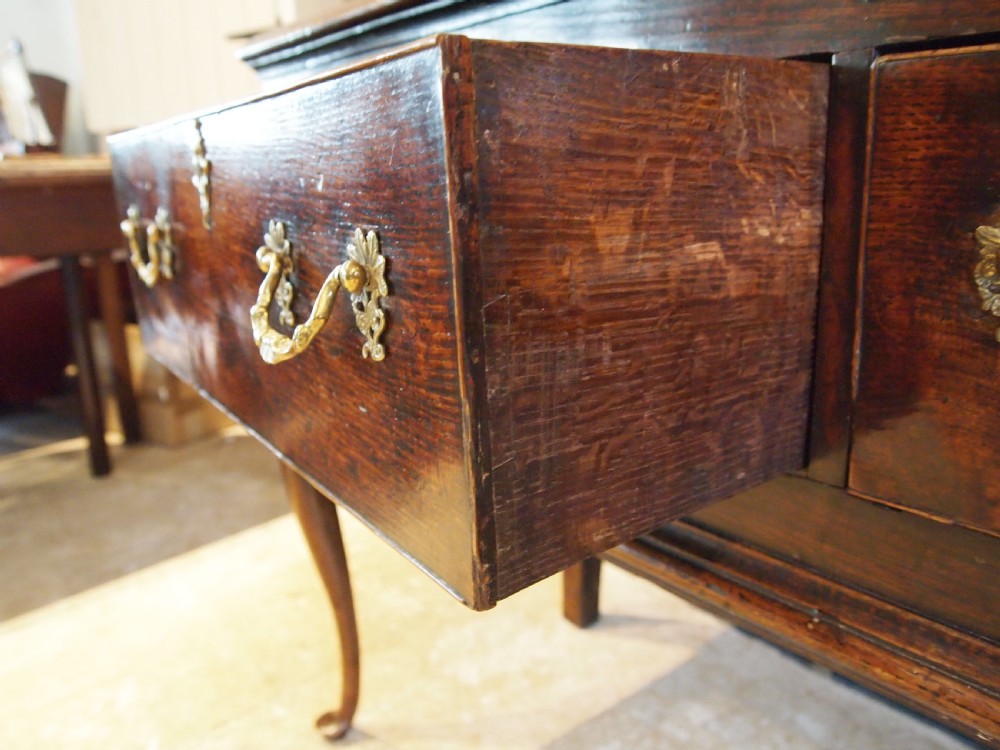 Dresser very special George II Oak sideboard c1740 View XV