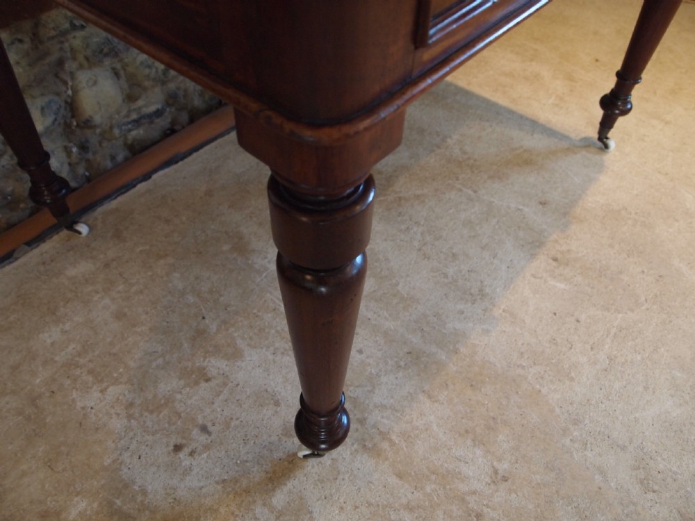 Desk fine Victorian Mahogany small size c1860 View VII