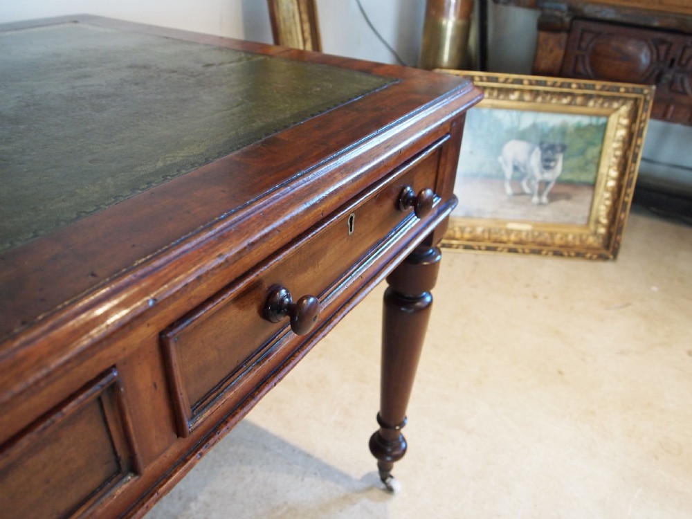 Desk fine Victorian Mahogany small size c1860 View VIII