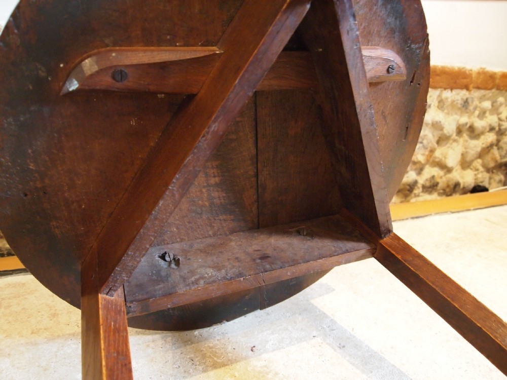 Table cricket outstanding example George III Oak c1790 View VIII