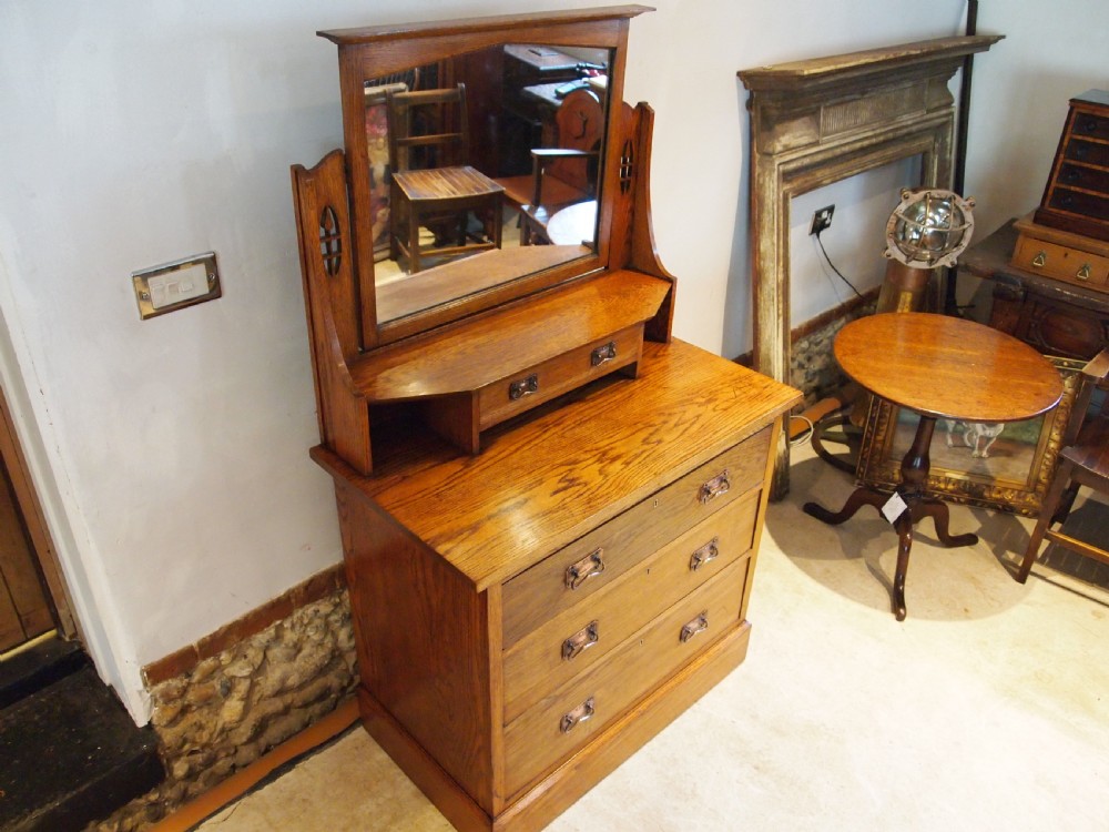 Dressing chest of drawers Arts and Crafts Oak by Harris Lebus c1900
