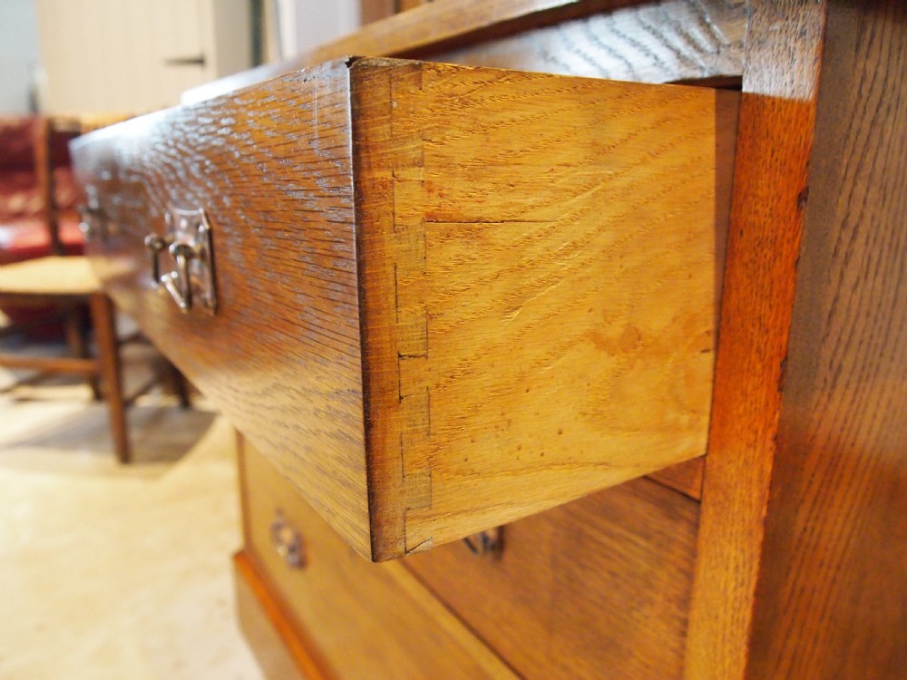 Dressing chest of drawers Arts and Crafts Oak by Harris Lebus c1900 View VI