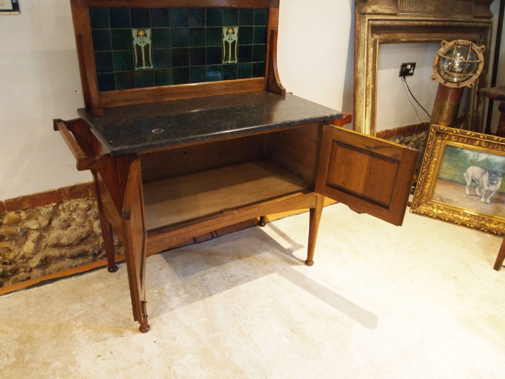 Dressing table or washstand Arts & Crafts Oak Liberty style c1900 View V