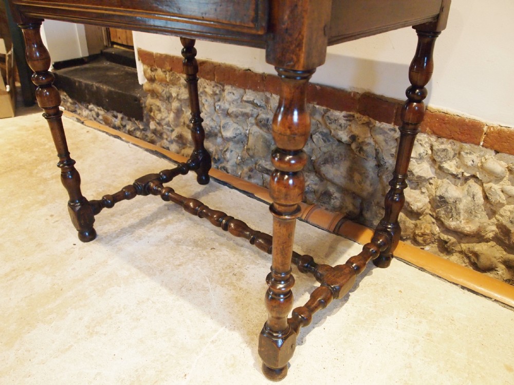 Table rare stunning 17th Century Walnut exceptional c1680 View VII