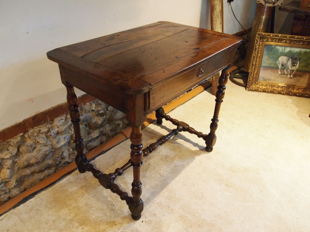 Table rare stunning 17th Century Walnut exceptional c1680 View XV