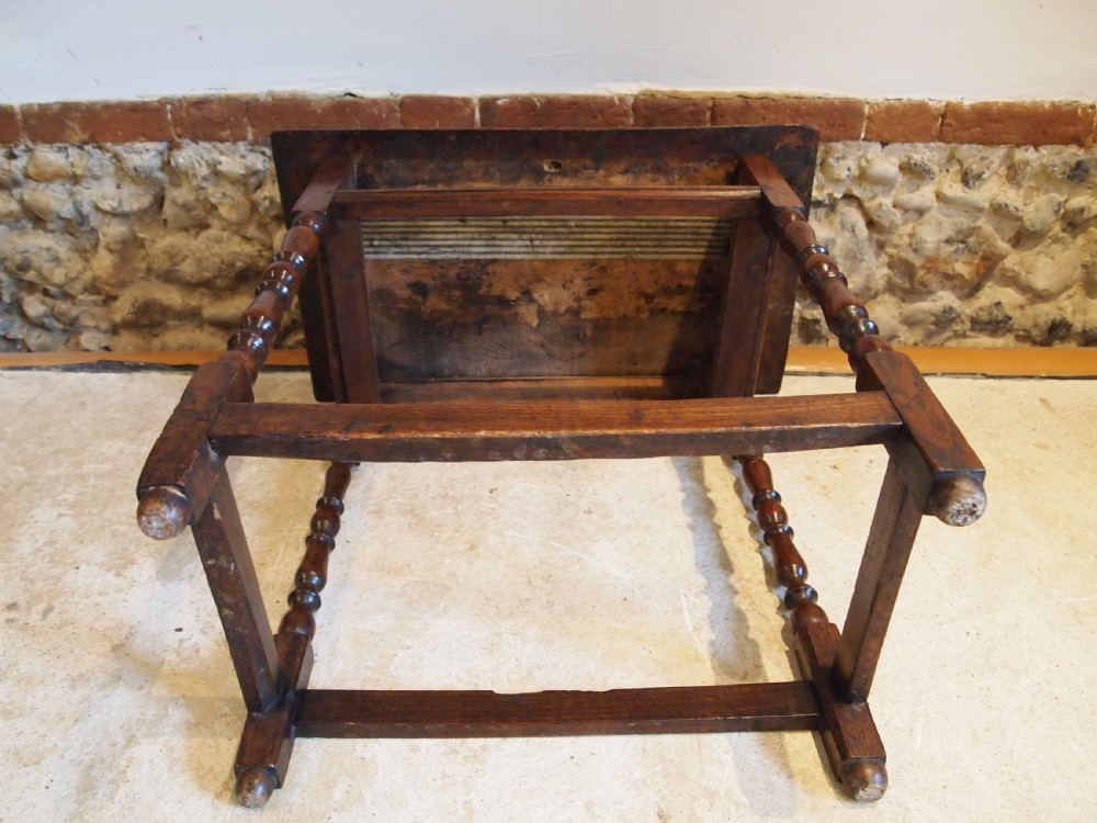 Table very rare stunning Burr Elm Queen Anne lowboy c1700 View VI