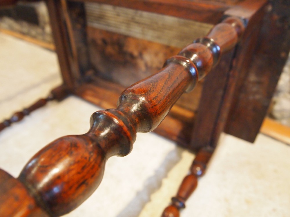 Table very rare stunning Burr Elm Queen Anne lowboy c1700 View IX