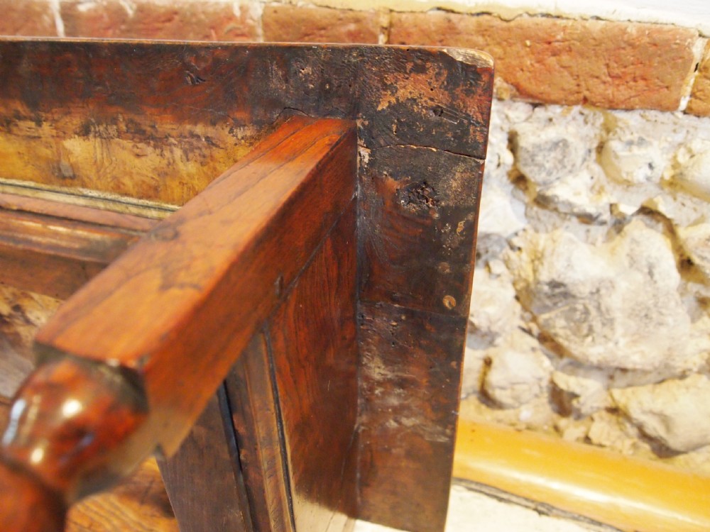 Table very rare stunning Burr Elm Queen Anne lowboy c1700 View X