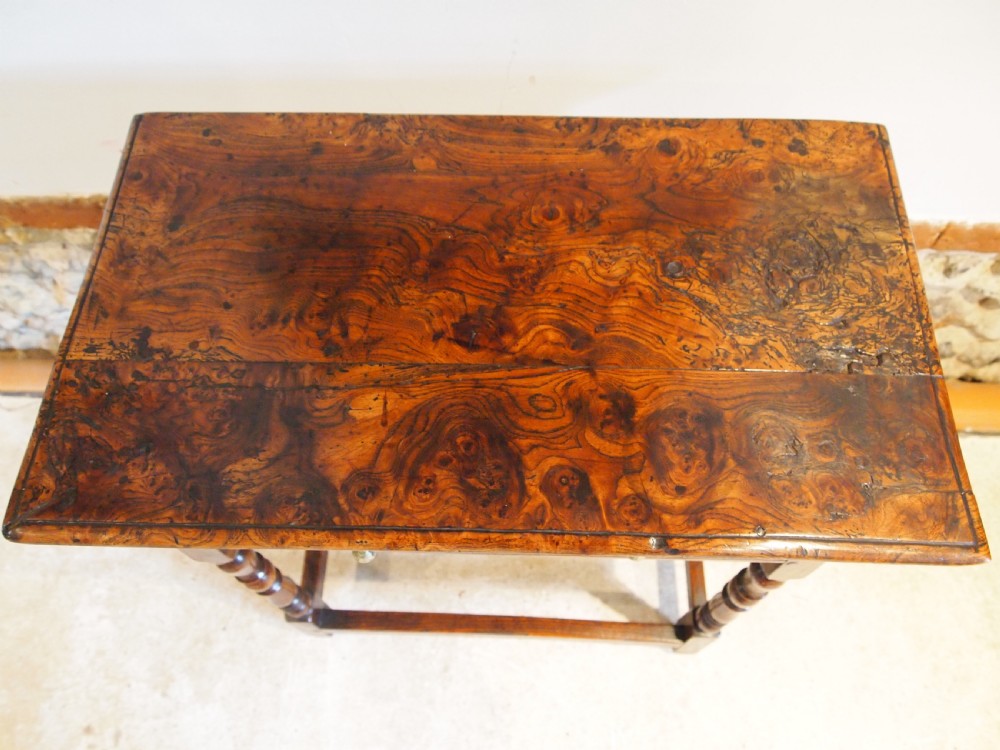 Table very rare stunning Burr Elm Queen Anne lowboy c1700 View XI