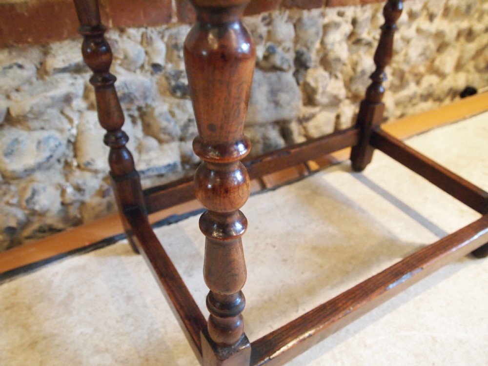 Table very rare stunning Burr Elm Queen Anne lowboy c1700 View XII