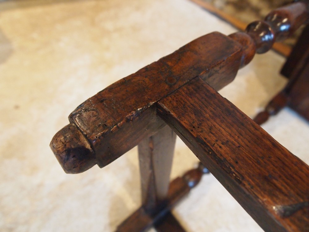 Table very rare stunning Burr Elm Queen Anne lowboy c1700 View XV
