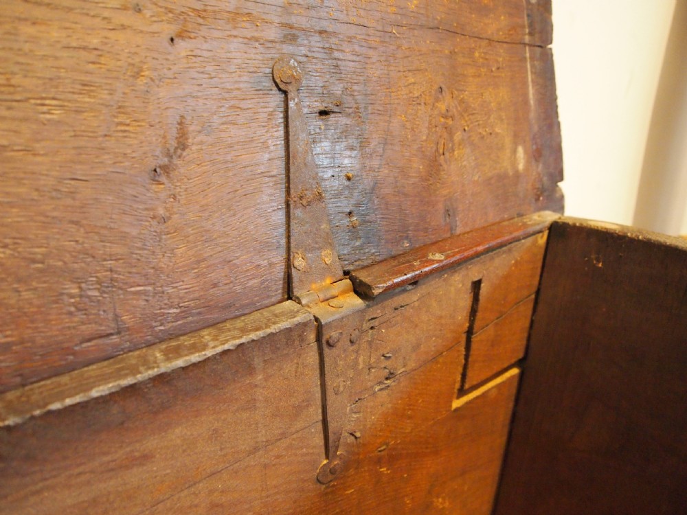 Coffer superb chest trunk Oak six plank William and Mary c1690 View VIII