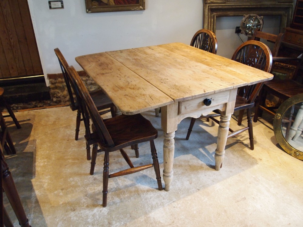 Table Victorian scrub top cottage dining table c1880