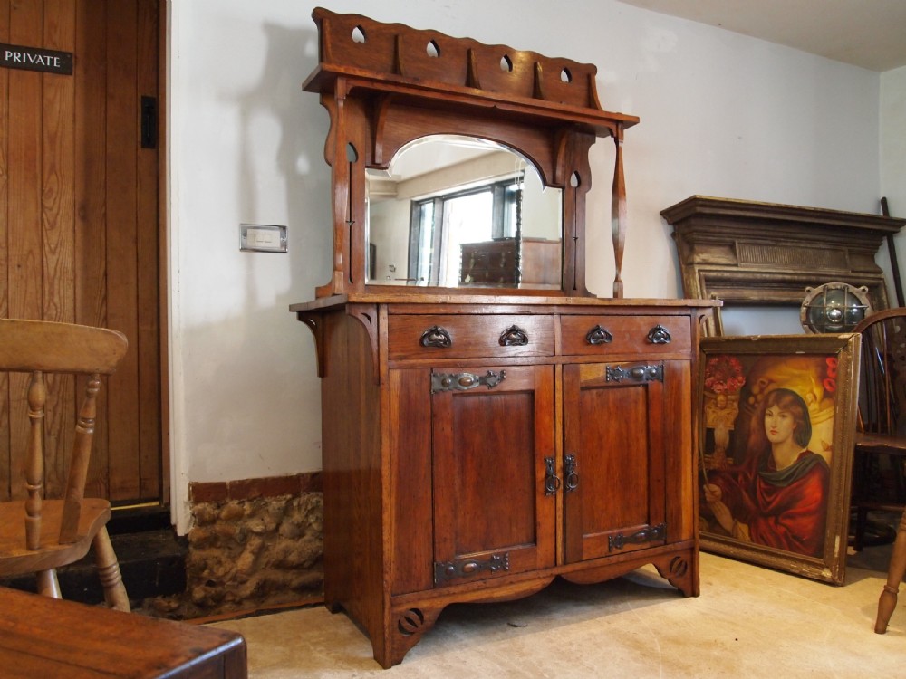 Dresser sideboard superb Arts and Crafts Oak Voysey style c1900