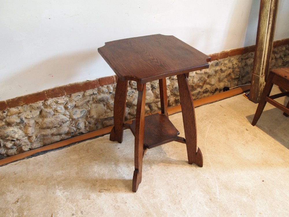 Table lamp hall side Arts and Crafts Oak c1900 View IV