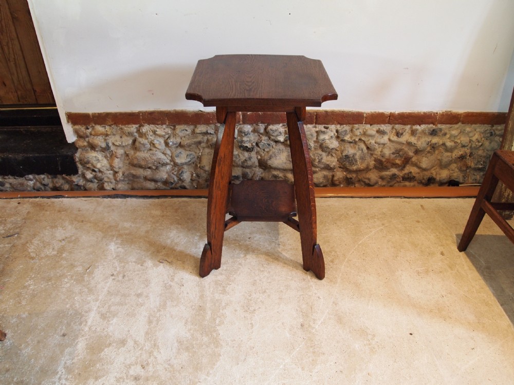Table lamp hall side Arts and Crafts Oak c1900 View X