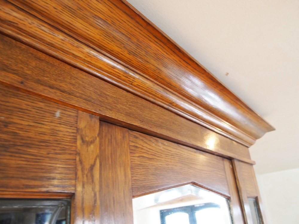 Wardrobe Arts and Crafts Oak Liberty style c1900 View VII