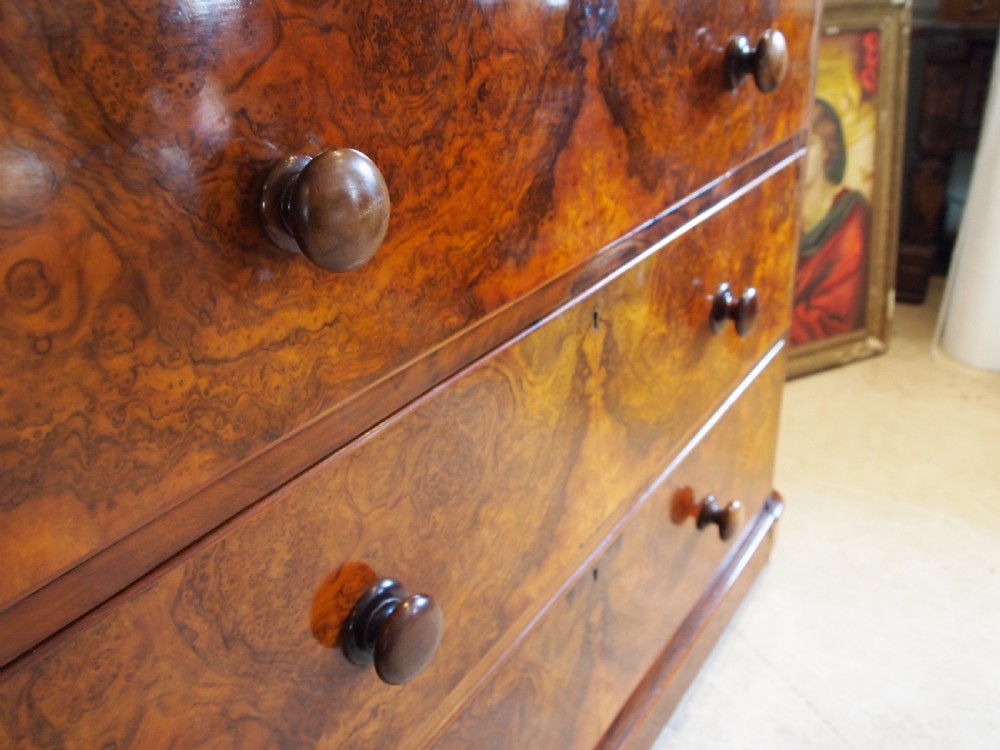 Chest of drawers fine quality Victorian Burr Walnut c1860 View XIV