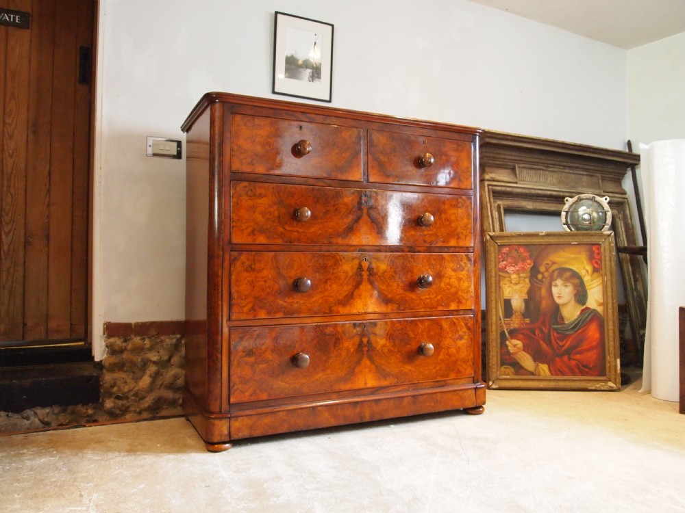 Chest of drawers fine quality Victorian Burr Walnut c1860 View XV