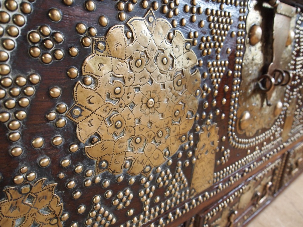 Chest trunk coffer Rare Zanzibar largest size c1870 View IV