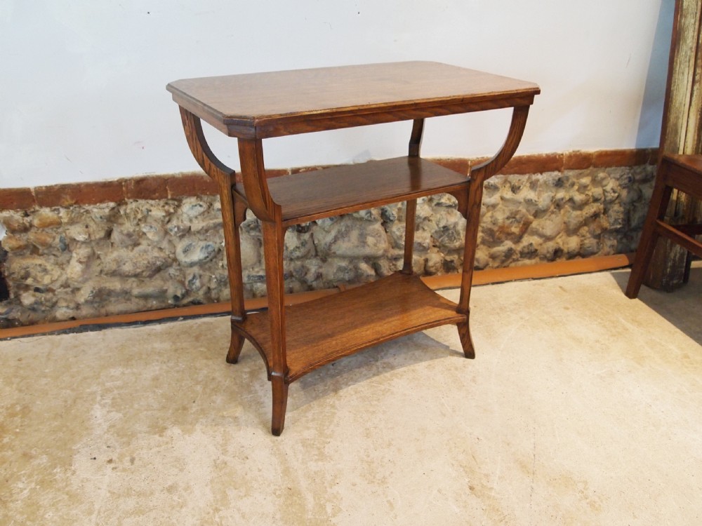 Table Arts and Crafts Oak side hall lamp c1930