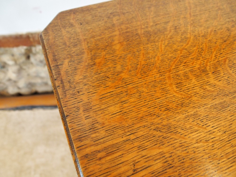 Table Arts and Crafts Oak side hall lamp c1930 View II