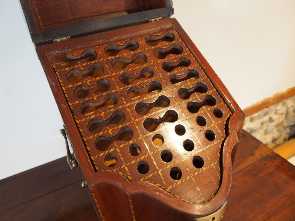 Knife box fine George III Mahogany original interior c1780 View II