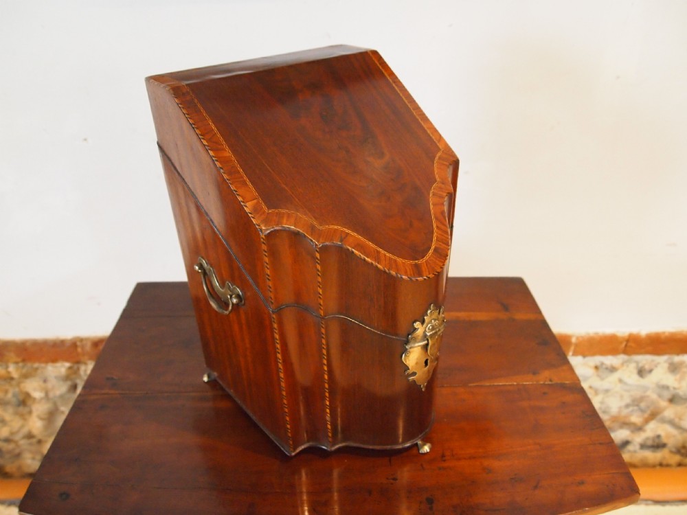Knife box fine George III Mahogany original interior c1780 View IX