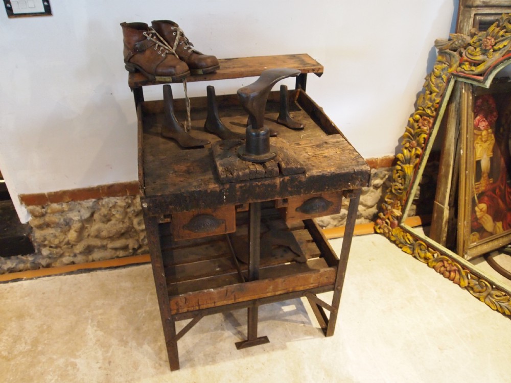 Table rare Victorian cobblers bench lamp table lasts and boots c1890 View VI