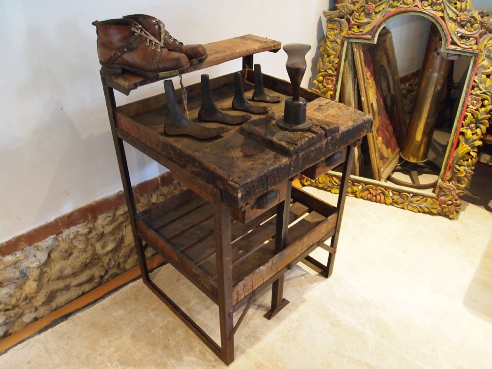 Table rare Victorian cobblers bench lamp table lasts and boots c1890 View IX