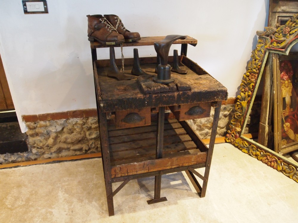 Table rare Victorian cobblers bench lamp table lasts and boots c1890 View XIII
