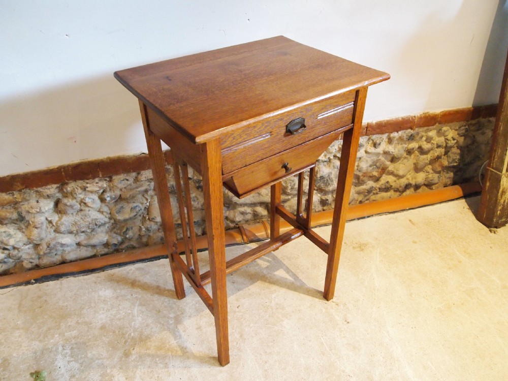 Table rare Arts and Crafts Oak work side lamp hall c1910 View II