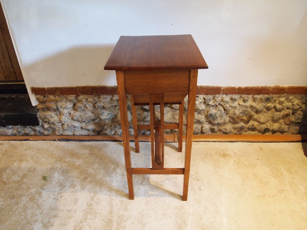 Table rare Arts and Crafts Oak work side lamp hall c1910 View VI