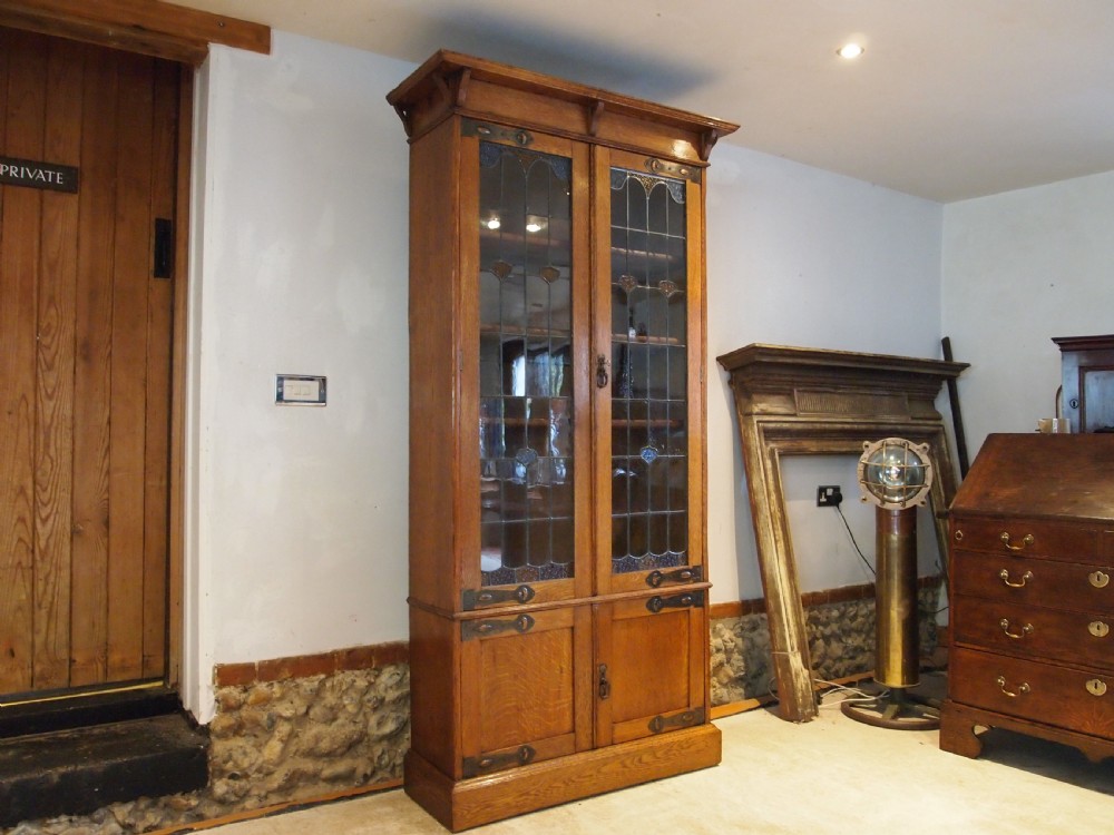 Bookcase display Arts & Crafts Oak c1900