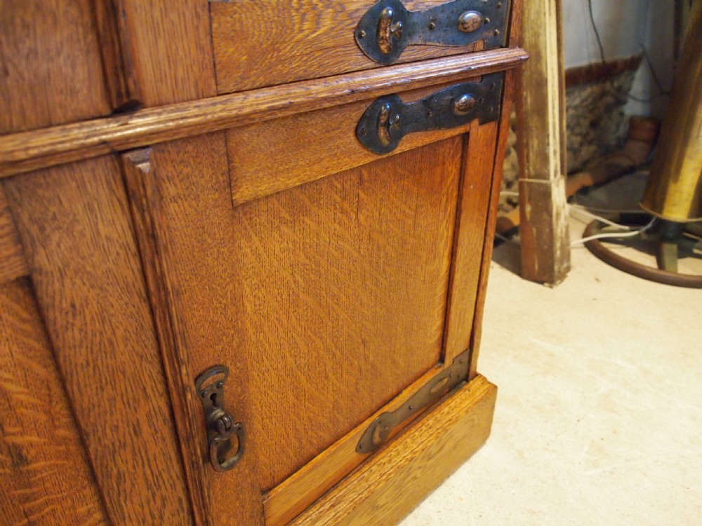 Bookcase display Arts & Crafts Oak c1900 View VIII
