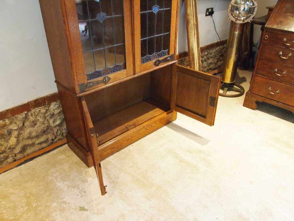 Bookcase display Arts & Crafts Oak c1900 View IX