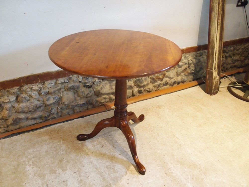 Table very rare George III Apple wood tilt top table c1780