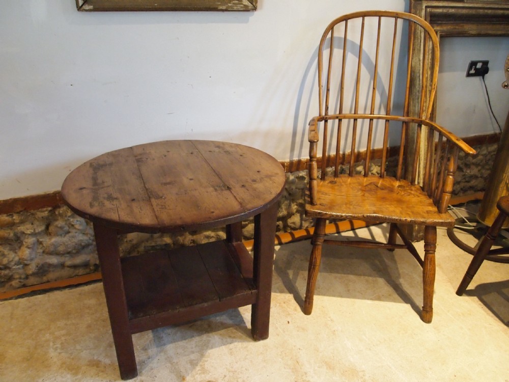 Table rare Irish cricket or tavern table Pine c1820 View II