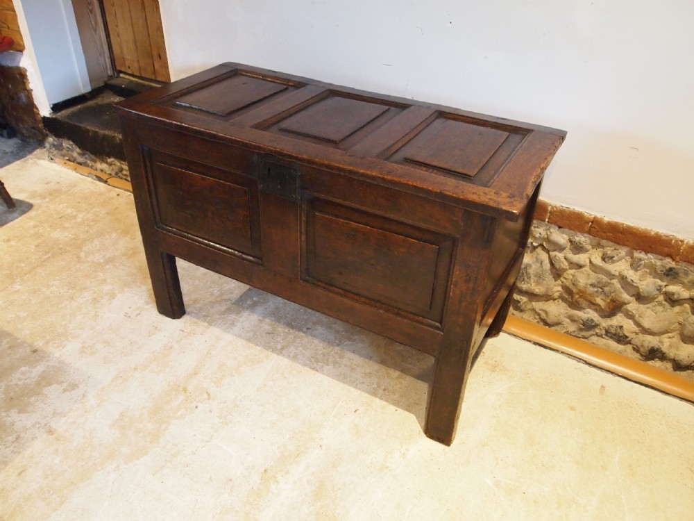 Coffer Welsh Oak chest trunk blanket box Queen Anne c1700 View XVII