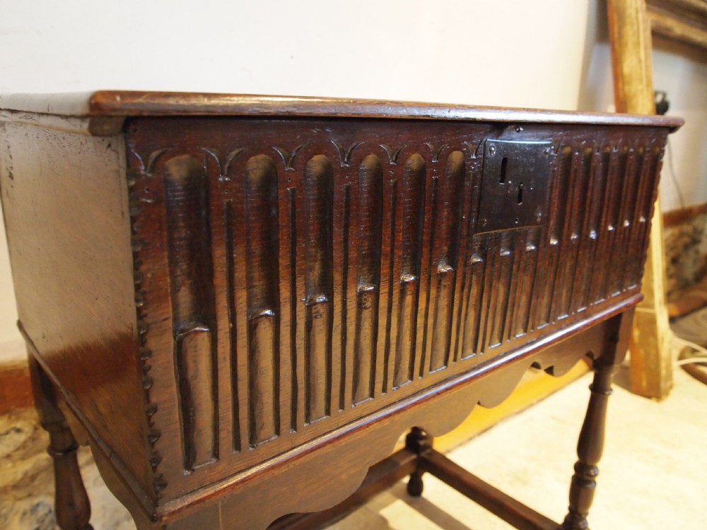 Bible box Charles II Oak c1680 View IV