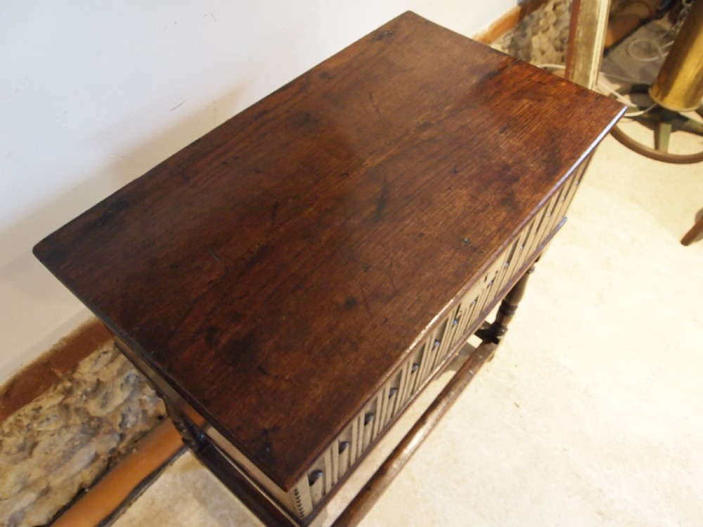 Bible box Charles II Oak c1680 View VIII