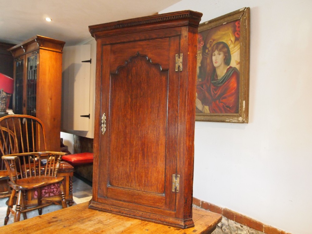 Corner cupboard cabinet Welsh oak George III c1790 View VIII